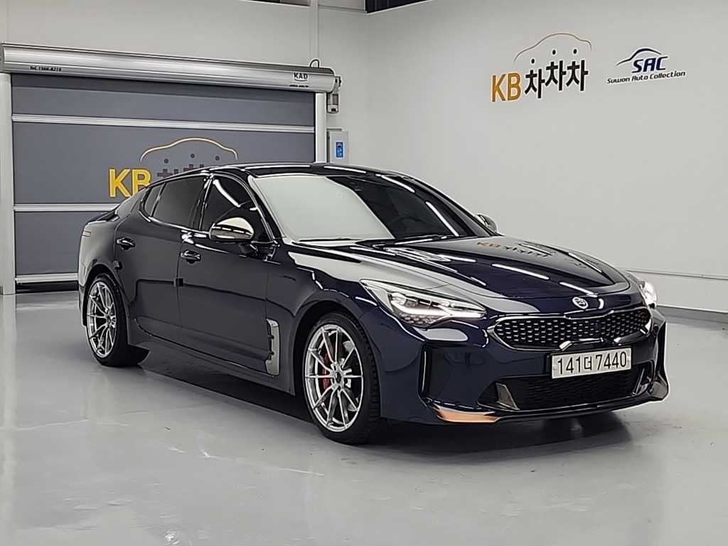 KIA Stinger - Vista 4