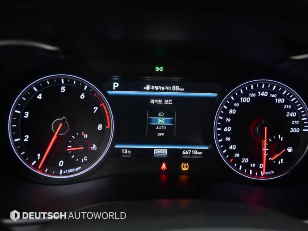 Genesis G70 - Vista 8