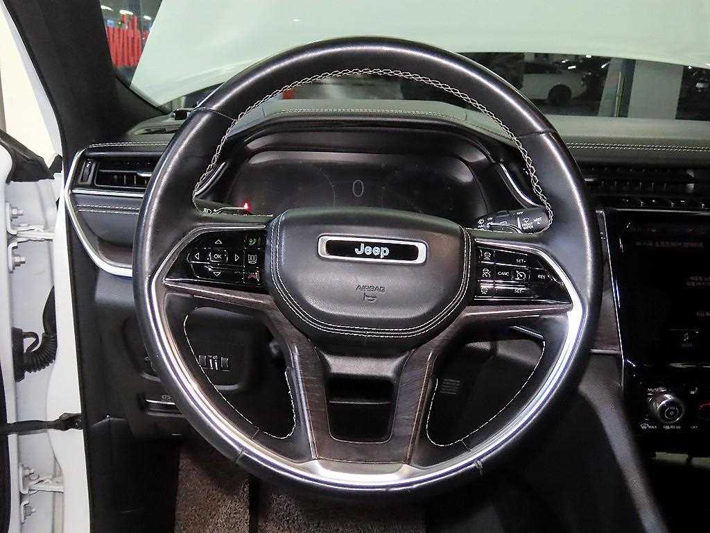 Jeep Cherokee - Vista 7