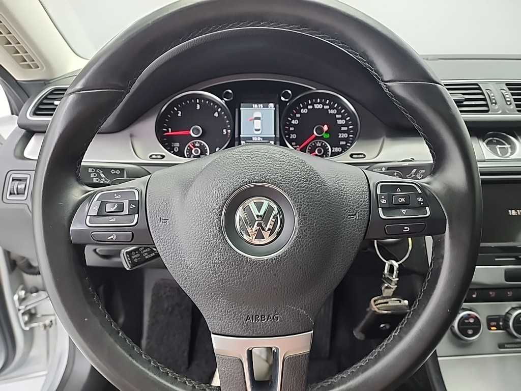 Volkswagen CC - Vista 9