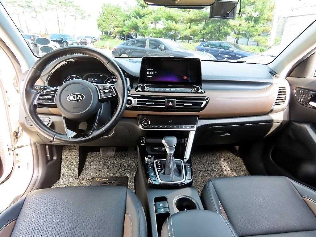 KIA Seltos - Vista 7