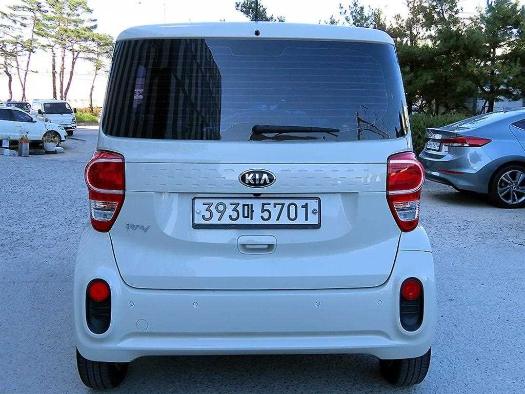 KIA Ray - Vista 4