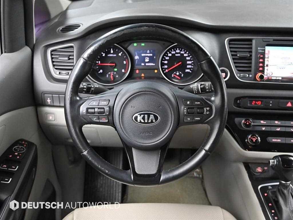 KIA Carnival 2015 Blanco - Importación desde Corea - HF Imports Iquique - Foto 13