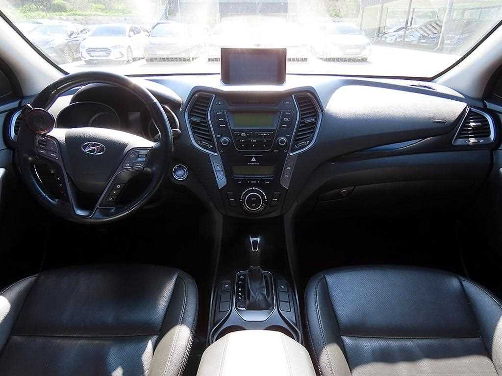 HYUNDAI Santa Fe - Vista 9