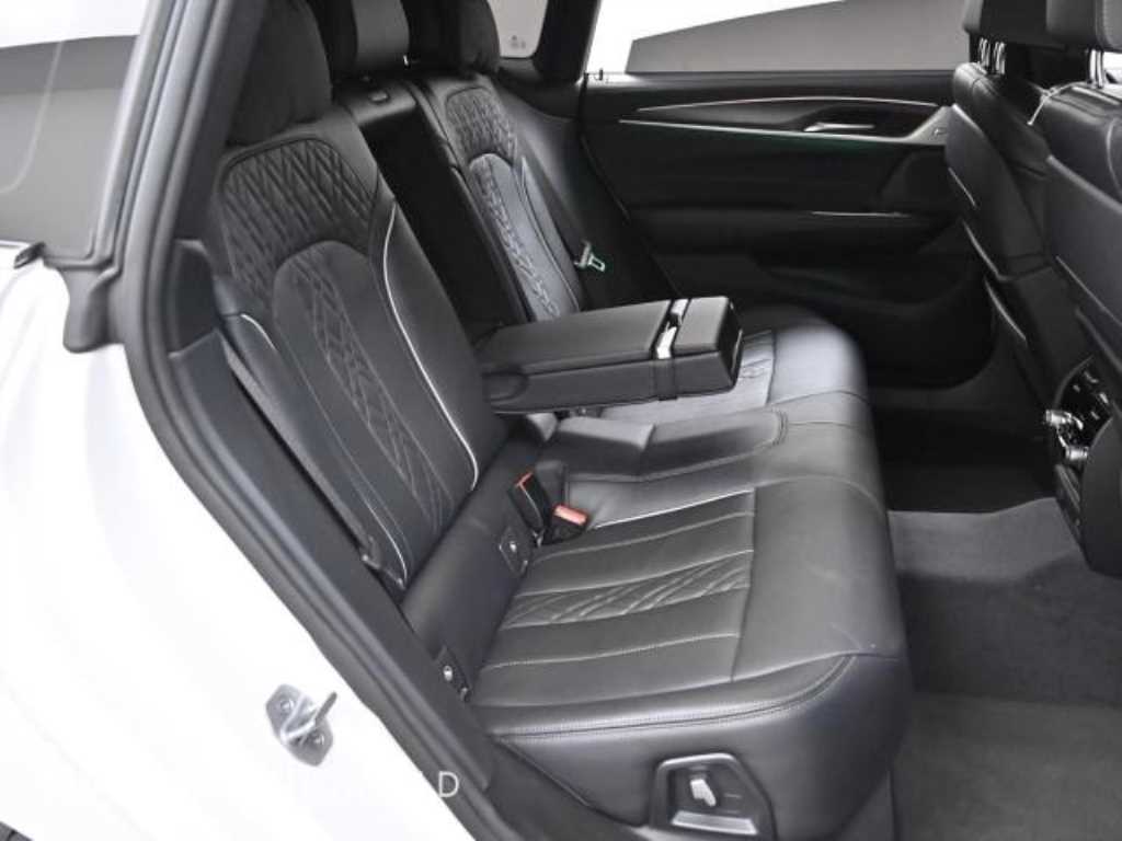 BMW Gran Turismo - Vista 12