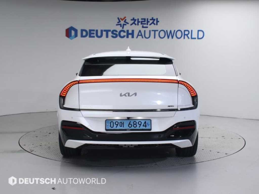 KIA EV6 - Vista 4
