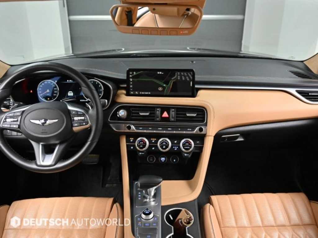 Genesis G70 - Vista 7