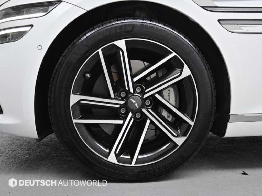 Genesis G80 - Vista 5