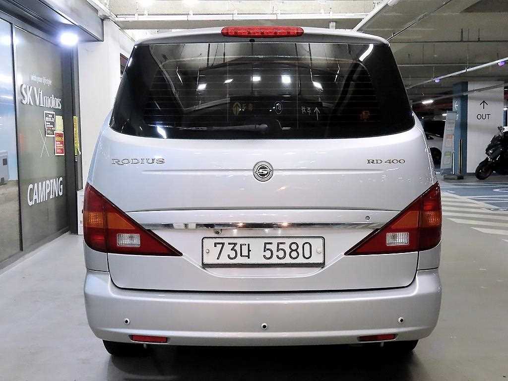 Ssangyong Rodius - Vista 5