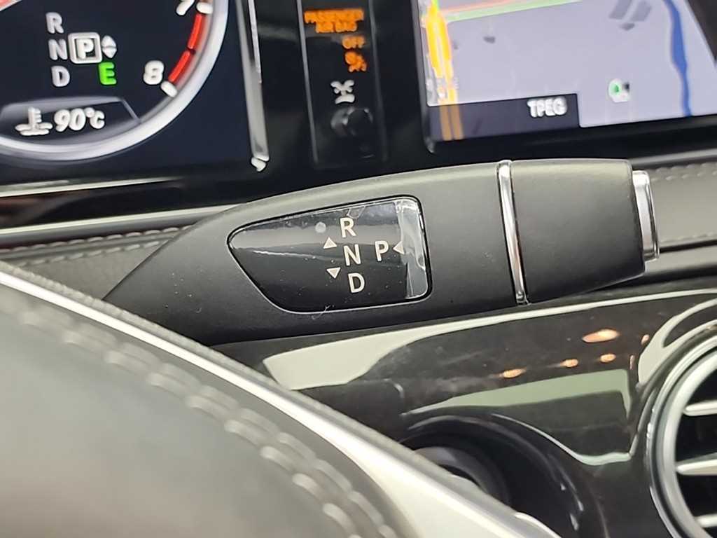 Mercedes Benz S Class - Vista 8