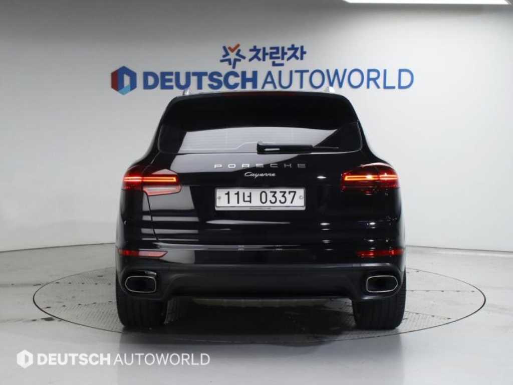 Porsche Cayenne - Vista 4