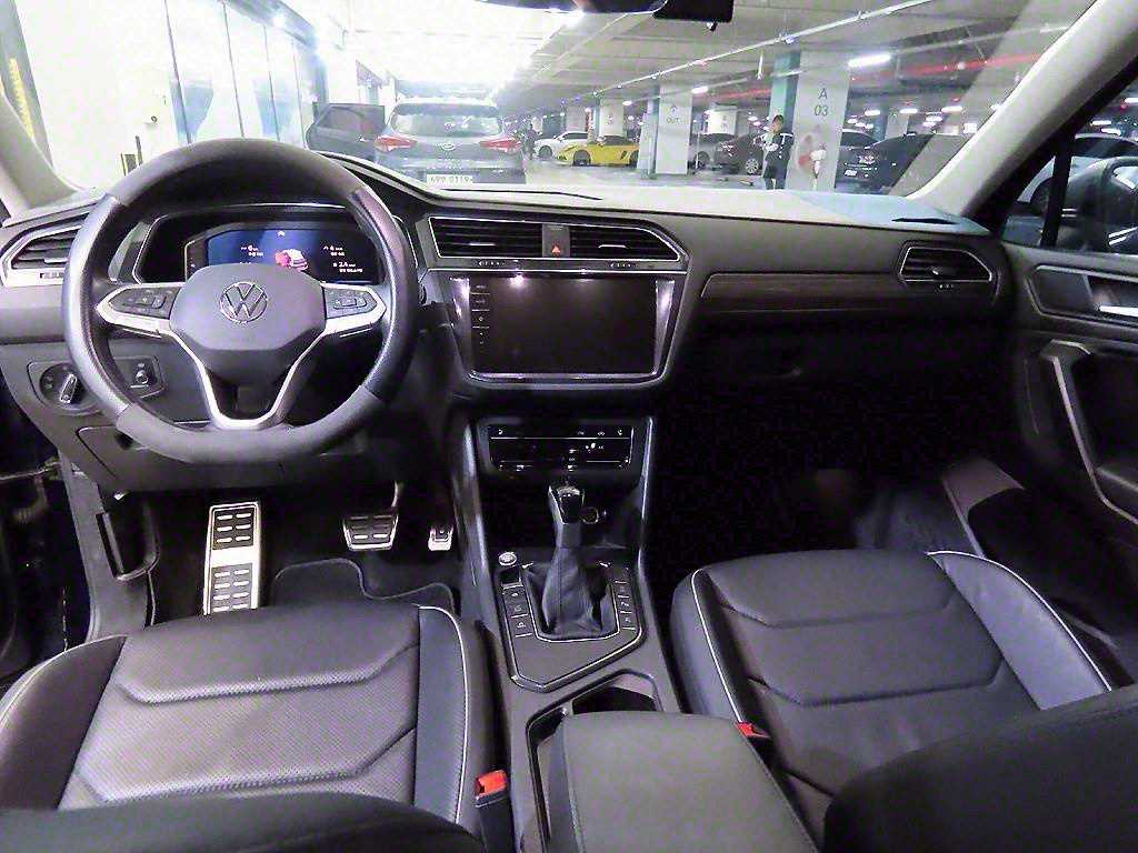 Volkswagen Tiguan - Vista 12