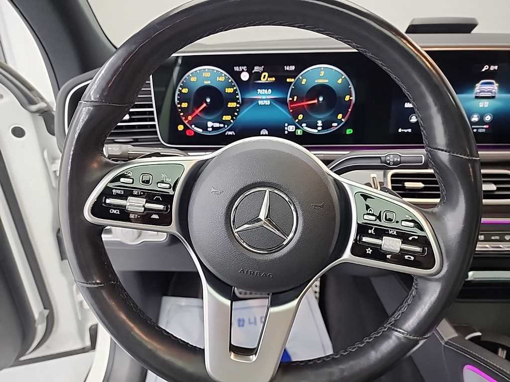 Mercedes Benz GLE Class - Vista 9