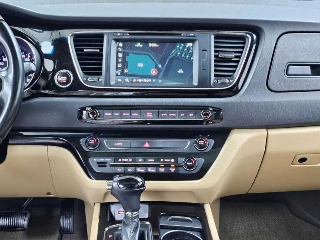 KIA Carnival 2016 Negro - Importación desde Corea - HF Imports Iquique - Foto 14