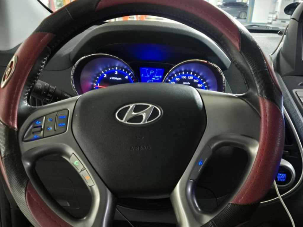 HYUNDAI Tucson - Vista 8