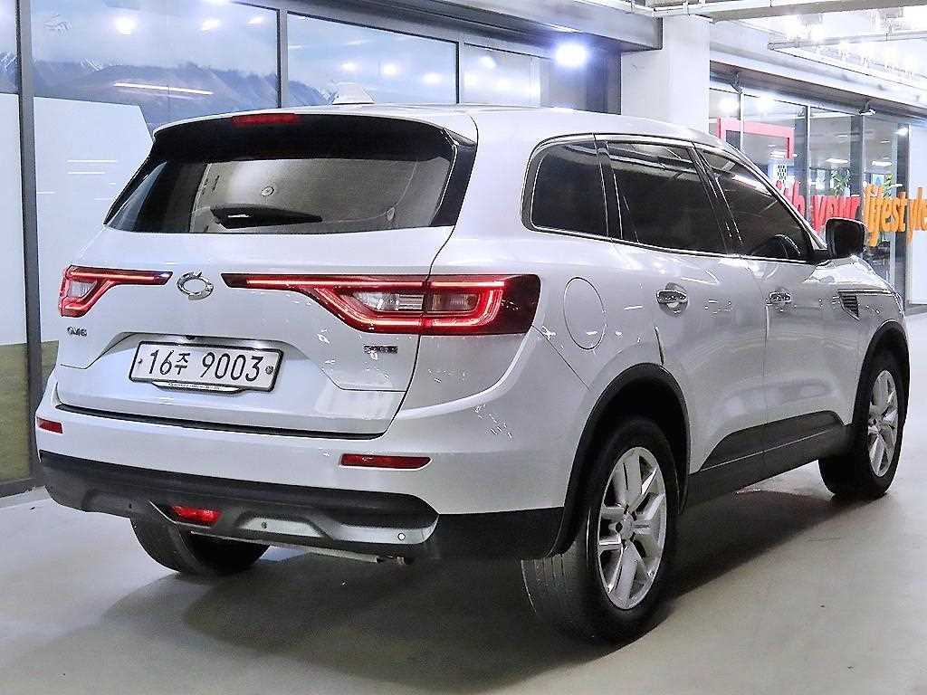 SAMSUNG QM6 - Vista 4