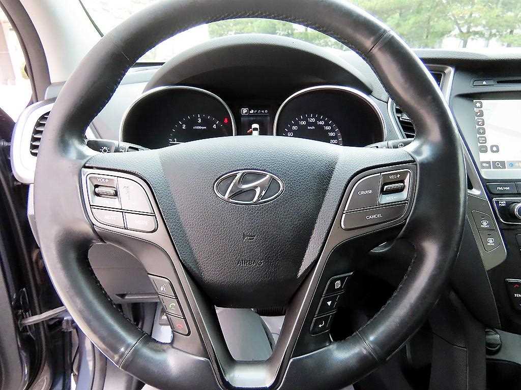 HYUNDAI Santa Fe - Vista 8