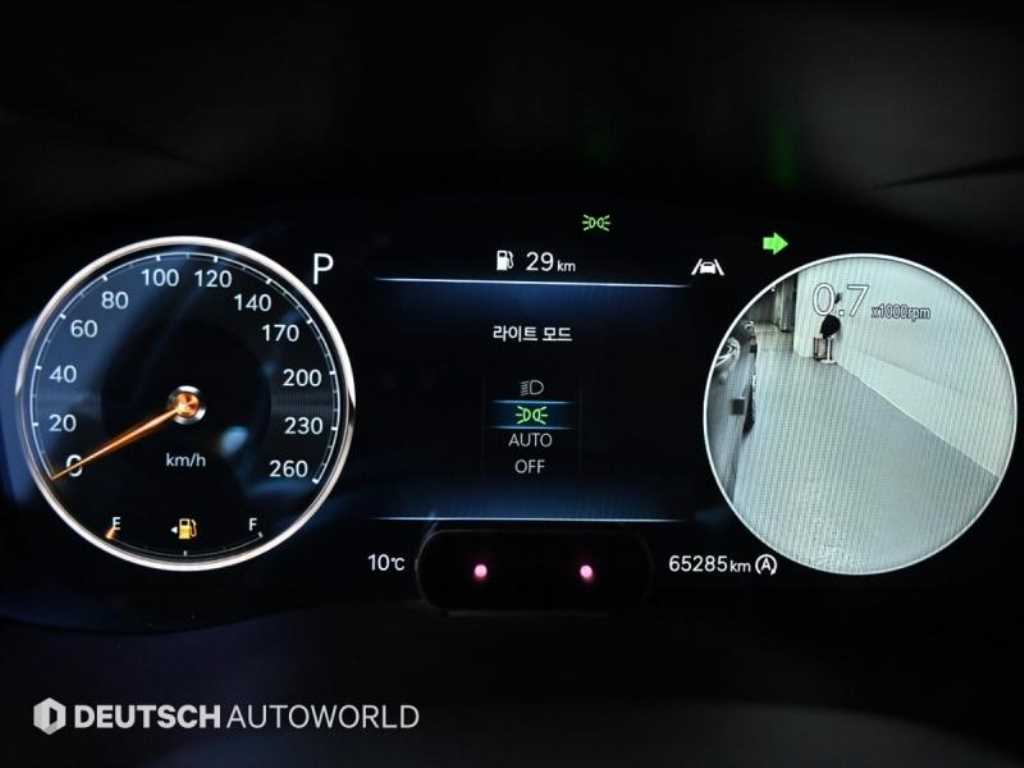 Genesis G70 - Vista 8