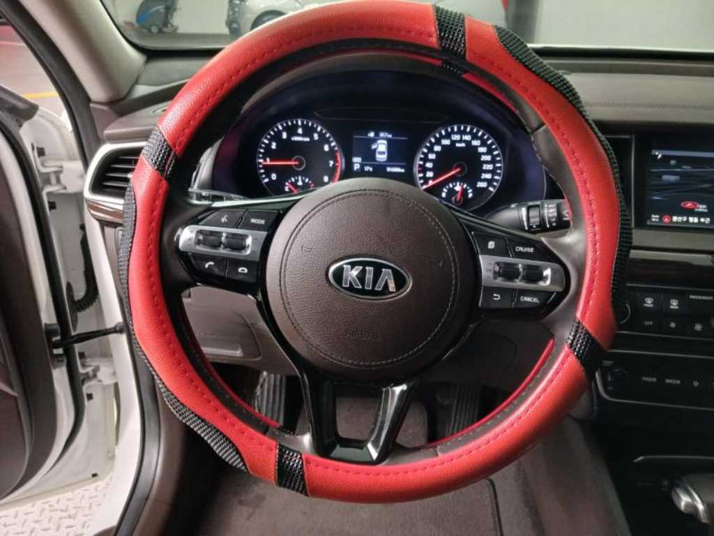 KIA K7 - Vista 11