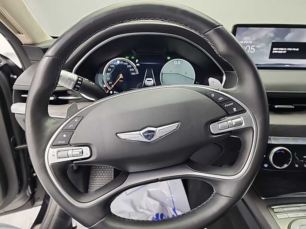 Genesis G80 - Vista 9