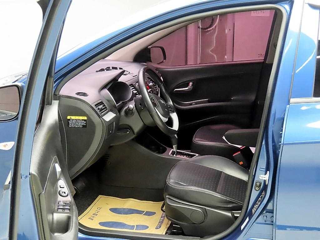 KIA Morning - Vista 5