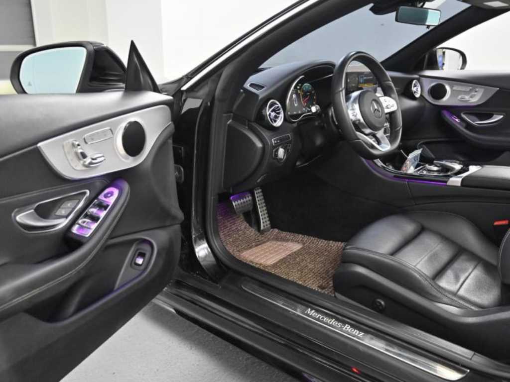 Mercedes Benz C Class - Vista 11