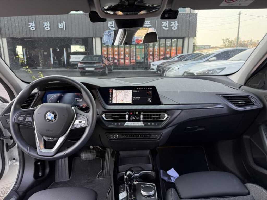 BMW 1 series - Vista 5