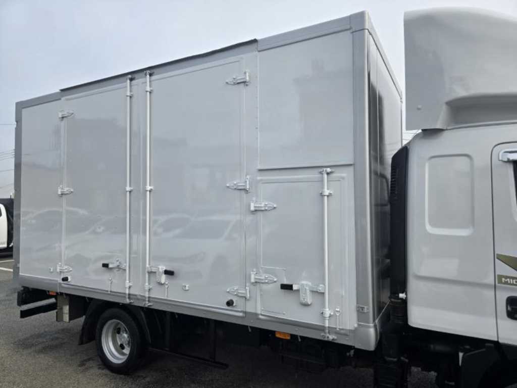 medium and large cargo truck - Vista 10