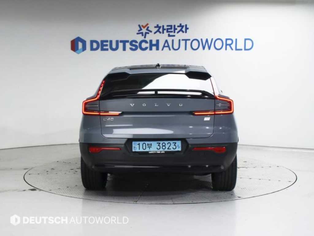 Volvo C40 Recharge - Vista 4