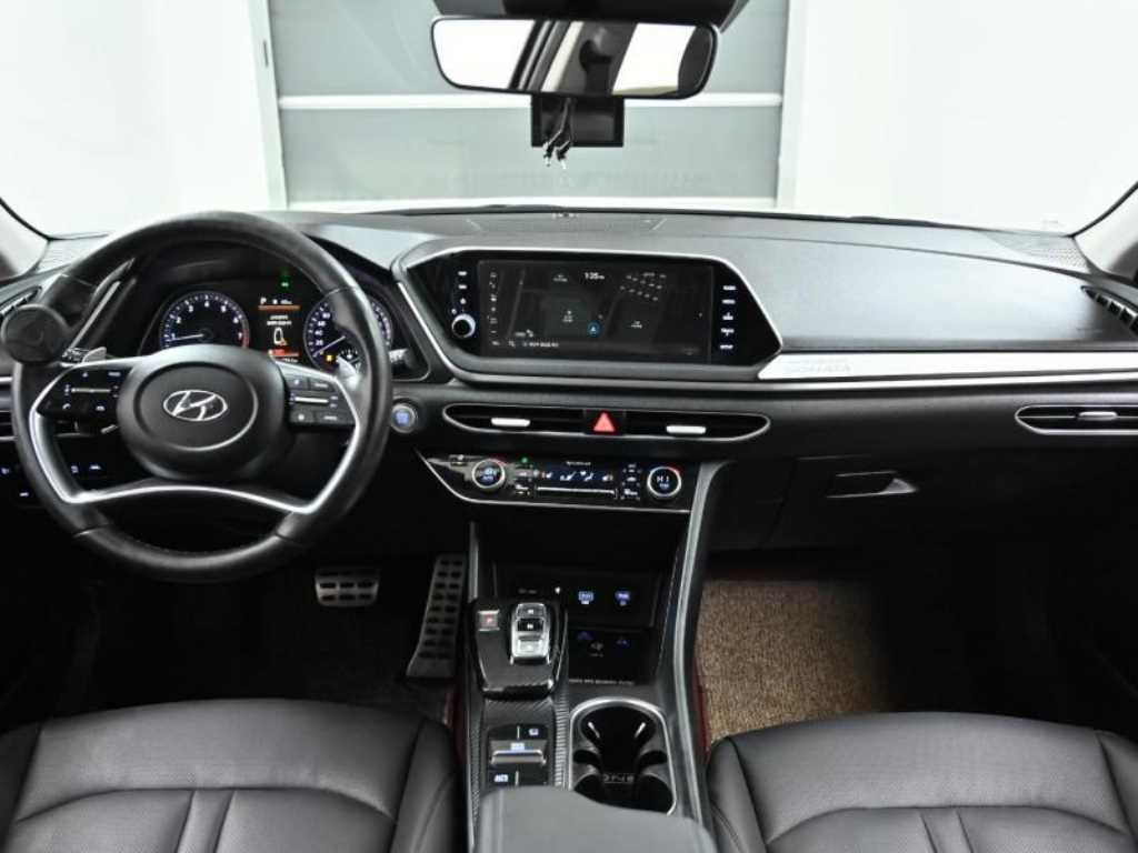 HYUNDAI Sonata - Vista 7