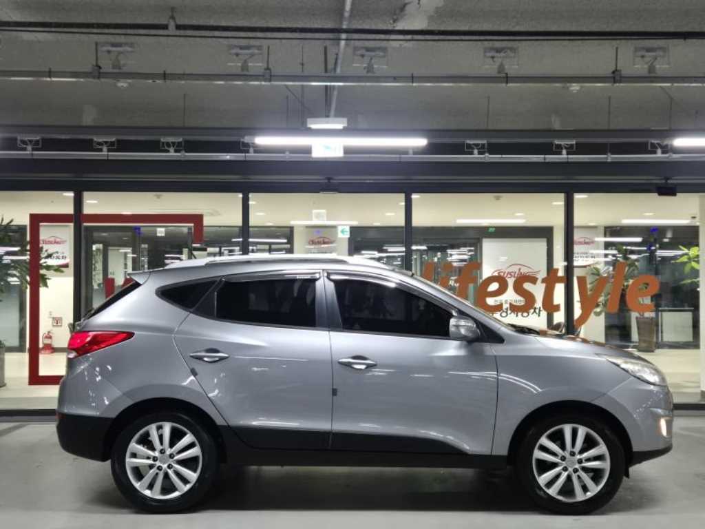 HYUNDAI Tucson - Vista 4