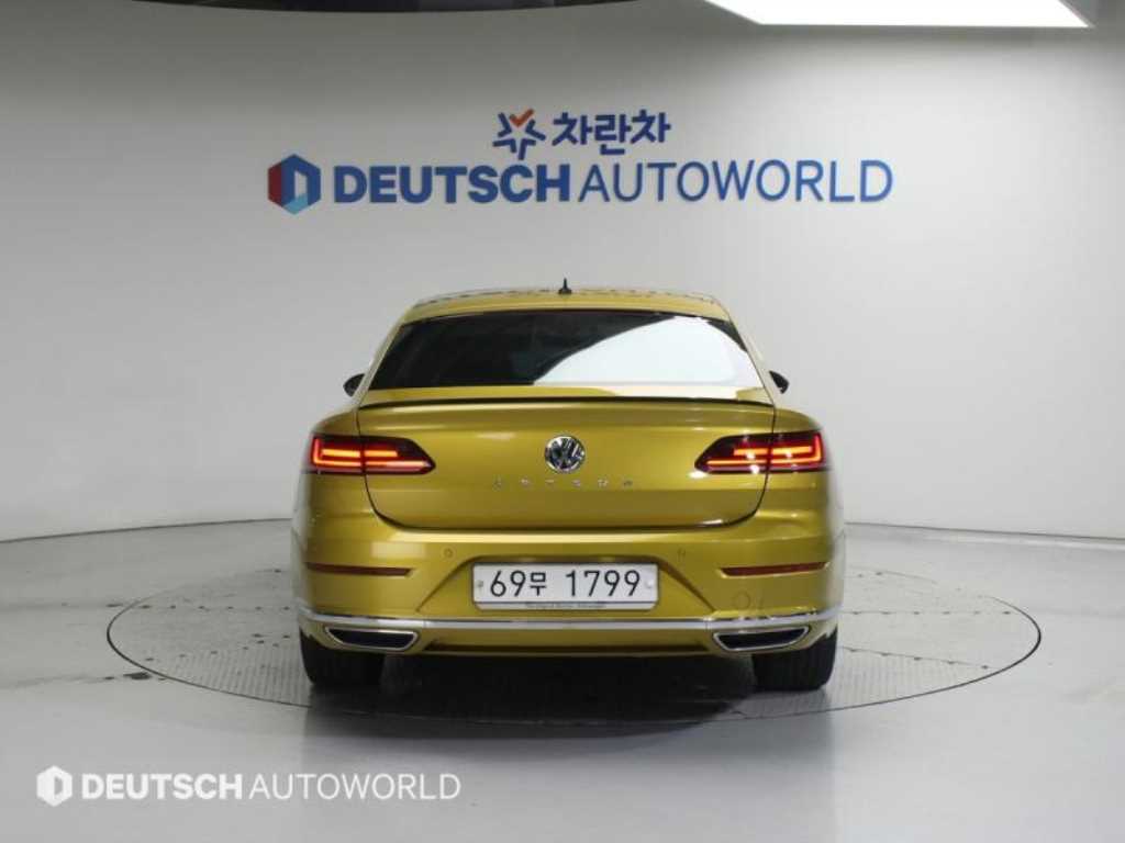 Volkswagen Arteon - Vista 4