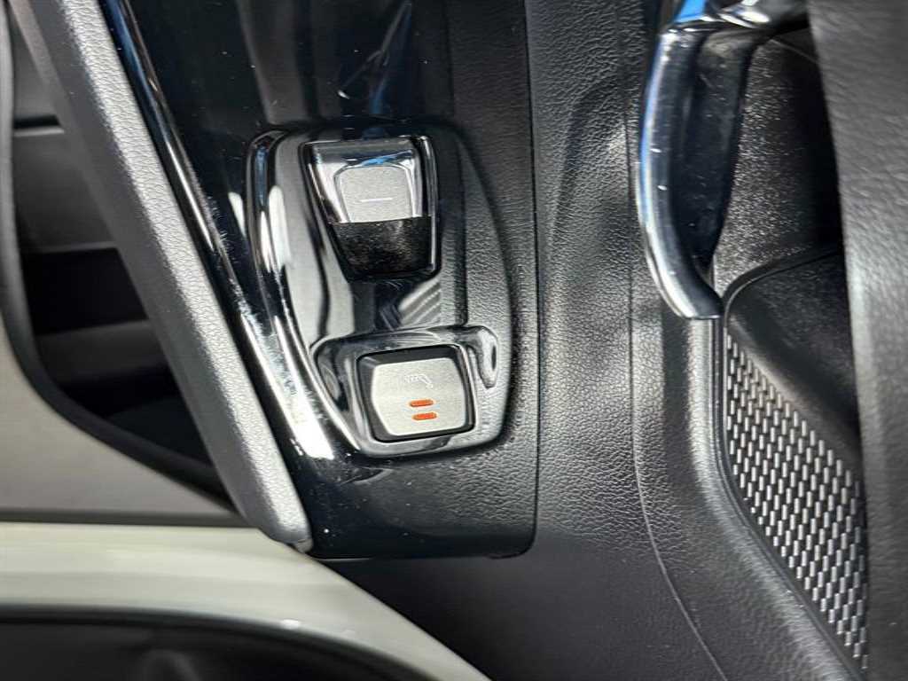 Ssangyong Korando - Vista 5