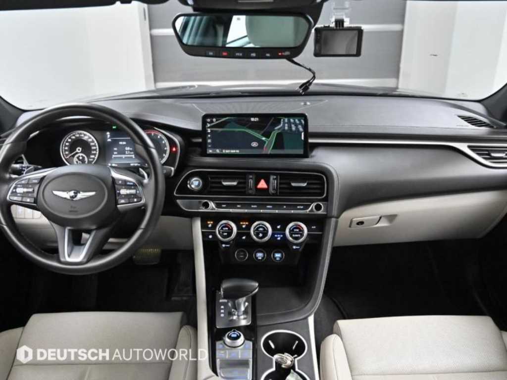 Genesis G70 - Vista 7