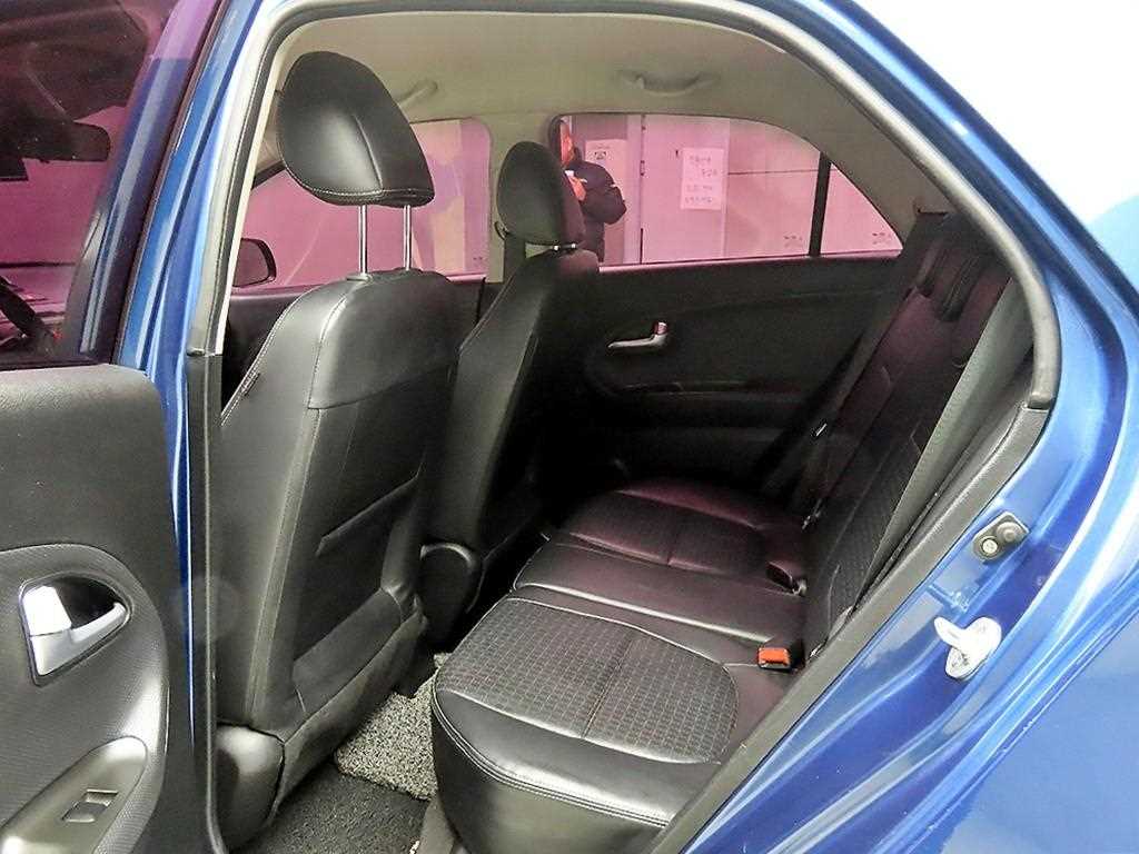 KIA Morning - Vista 6