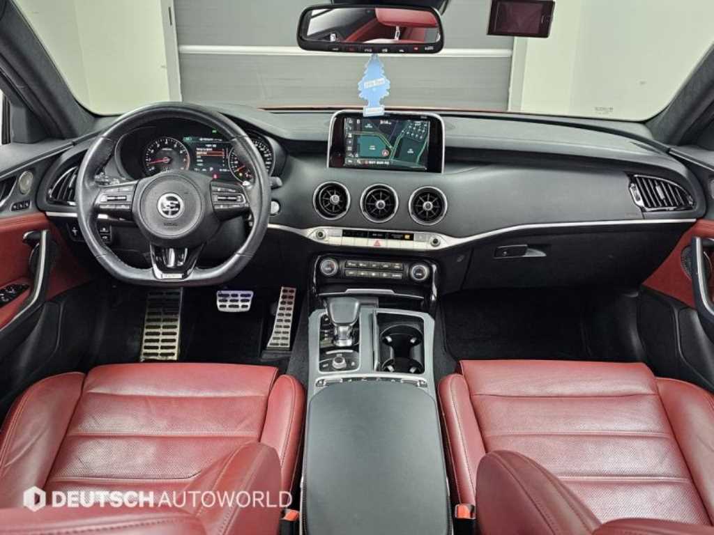 KIA Stinger - Vista 7