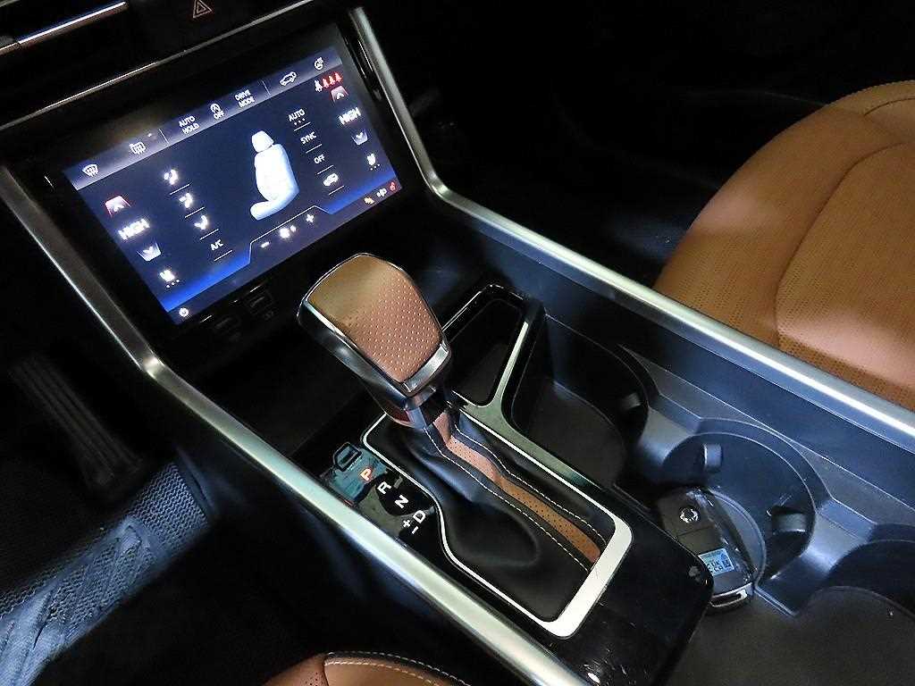 Ssangyong Torres - Vista 12