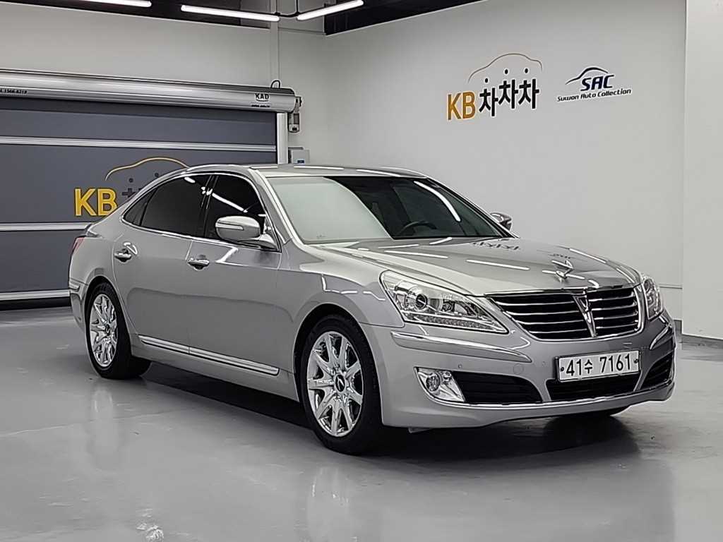 HYUNDAI Equus - Vista 4