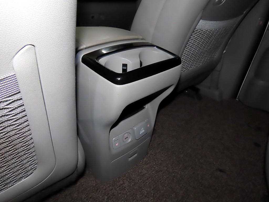 KIA Carnival 2015 Blanco - Importación desde Corea - HF Imports Iquique - Foto 16