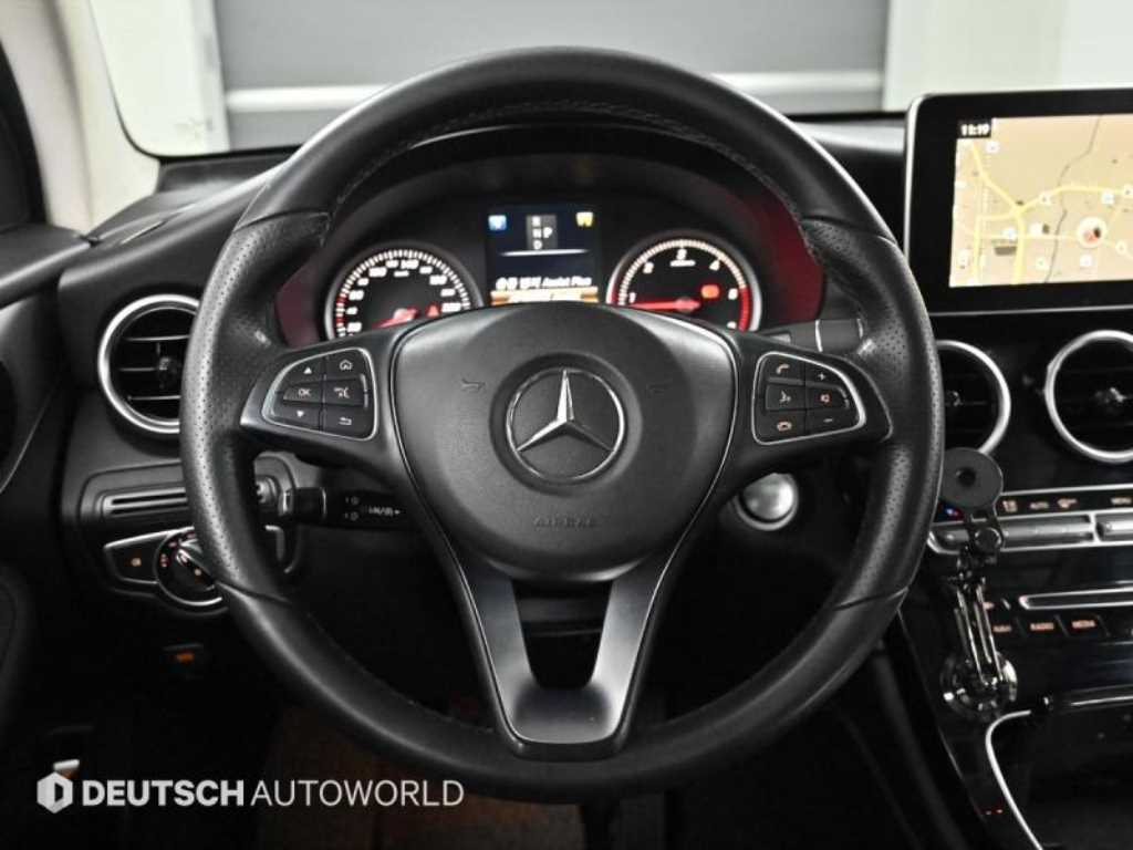 Mercedes Benz GLC Class 2017 Negro - Importación desde Corea - HF Imports Iquique - Foto 13