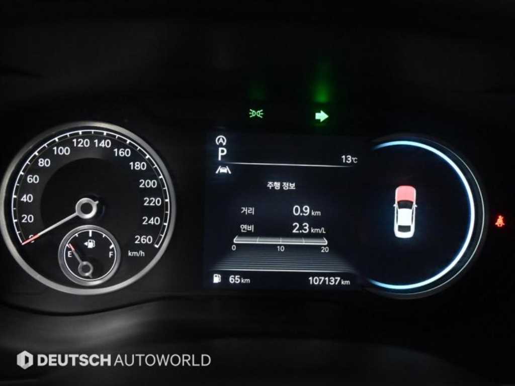 Genesis G70 - Vista 8