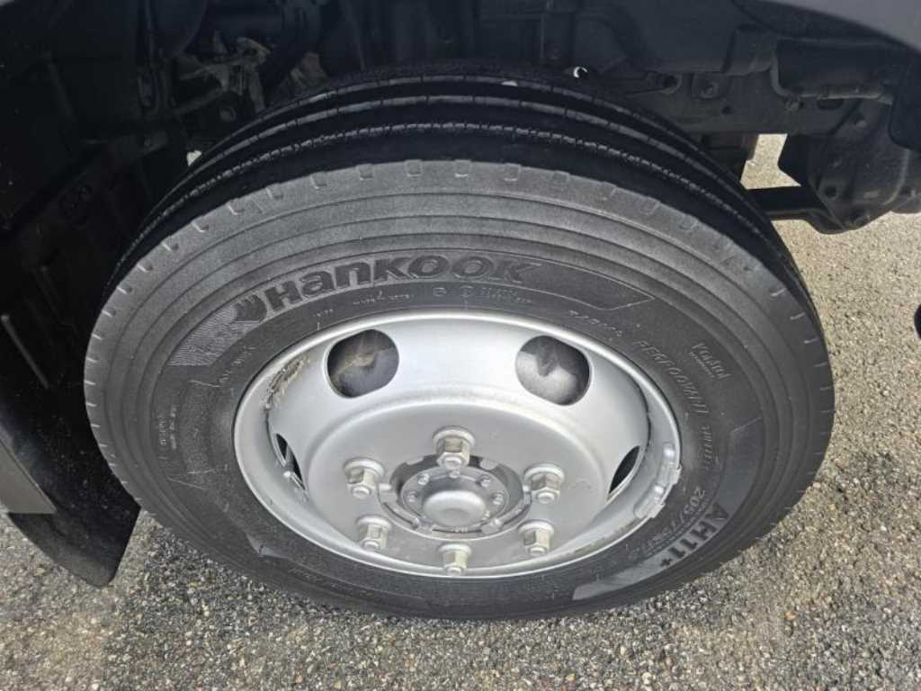 medium and large cargo truck 2022 Blanco - Importación desde Corea - HF Imports Iquique - Foto 19