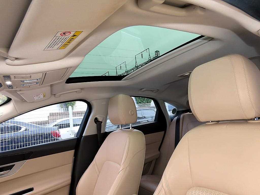 Jaguar XF 2018 Plateado - Importación desde Corea - HF Imports Iquique - Foto 18