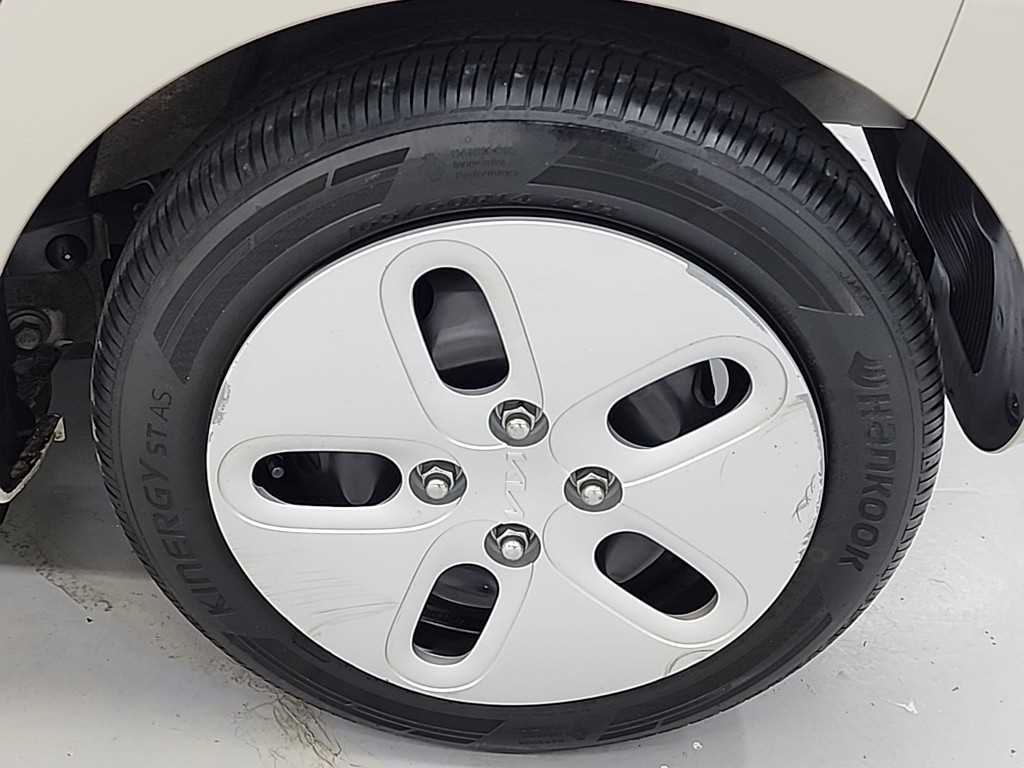 KIA Ray 2023 the color of pearl - Importación desde Corea - HF Imports Iquique - Foto 20