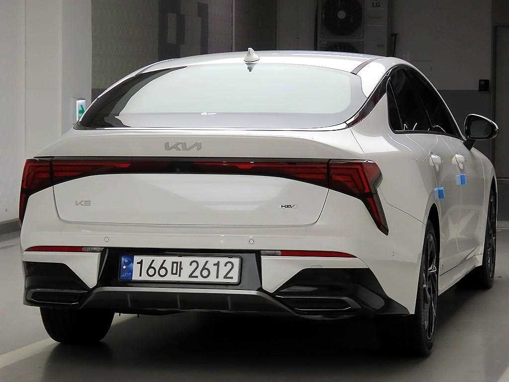 KIA K5 - Vista 4
