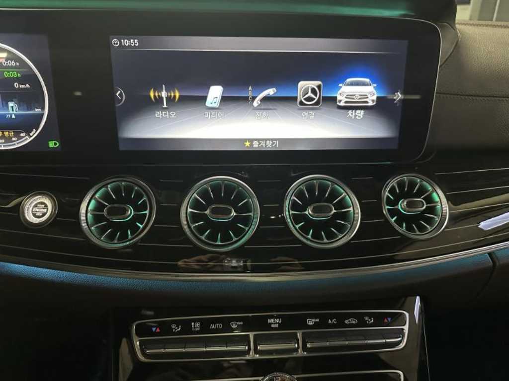 Mercedes Benz CLS Class - Vista 11