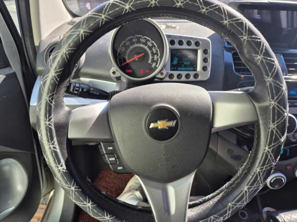 Chevrolet Spark - Vista 3