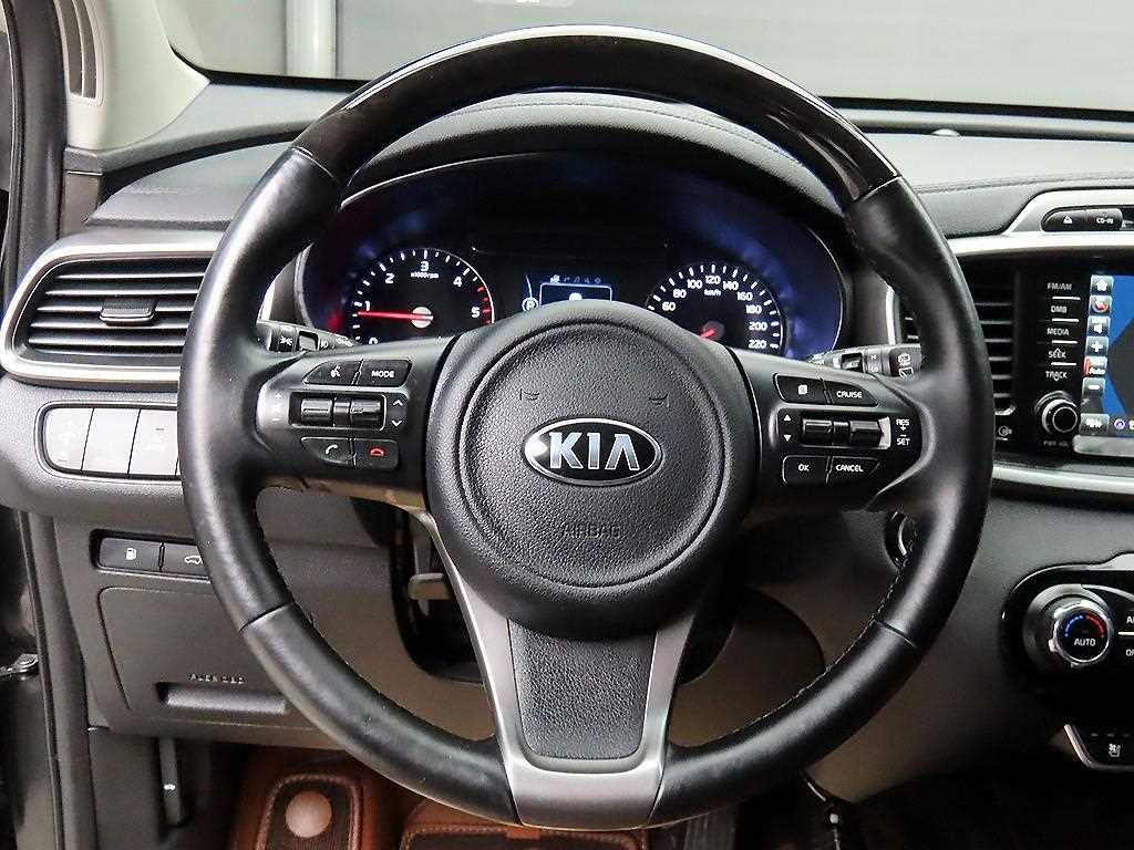 KIA Sorento - Vista 9