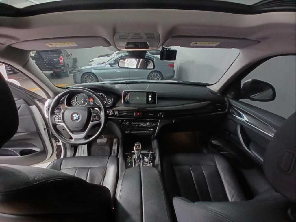 BMW X6 - Vista 6