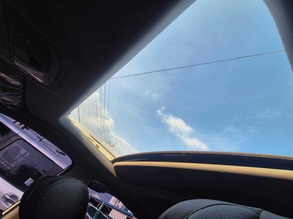 Ssangyong Korando - Vista 11